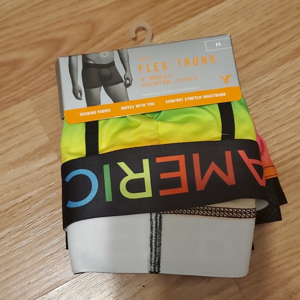 AEO Flex Trunks